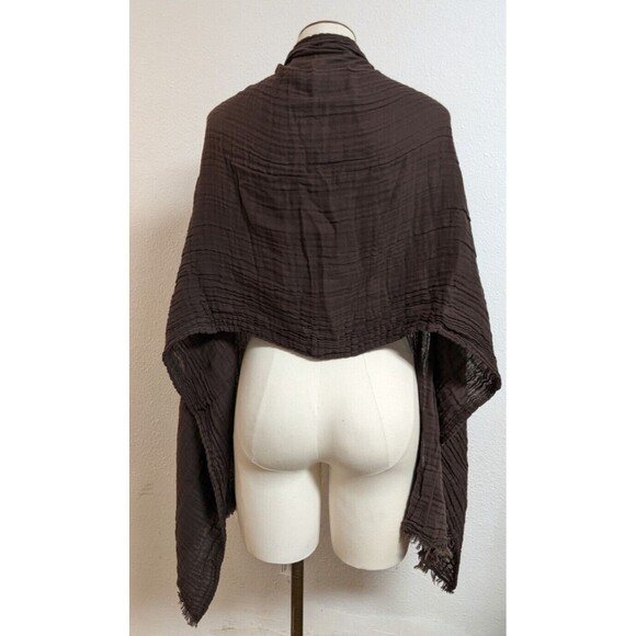 NWT~LAUDE the Label Bubble Gauze Scarf in Carob Chocolate Brown Wrap NEW! - Picture 12 of 15